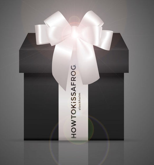 GIFT CARD - HOWTOKiSSAFROG