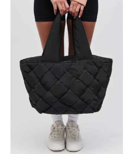 BRAIDED TOTE BAG - black - HOWTOKiSSAFROG